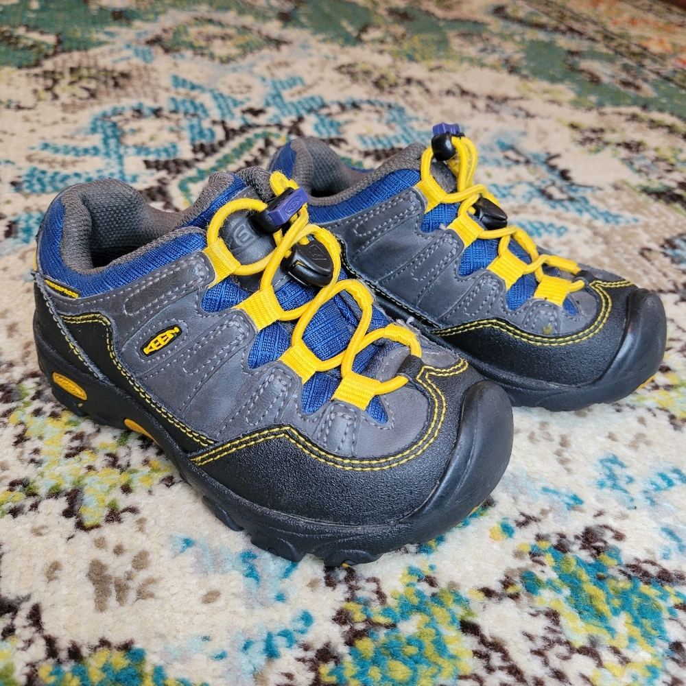 Keen Kids Gray and Yellow Sneakers size 9